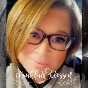 Meet your Posher, Kristin